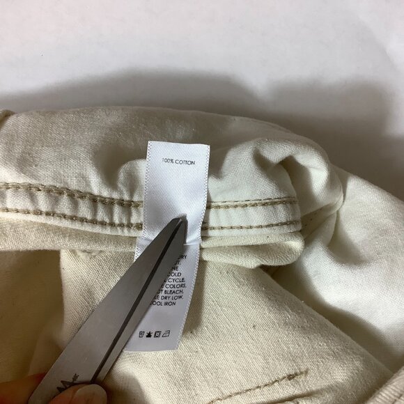 Unsubscribed High Waisted Cuffed Desert Pleat Front Short In Natural NWT 4 - Picture 6 of 6